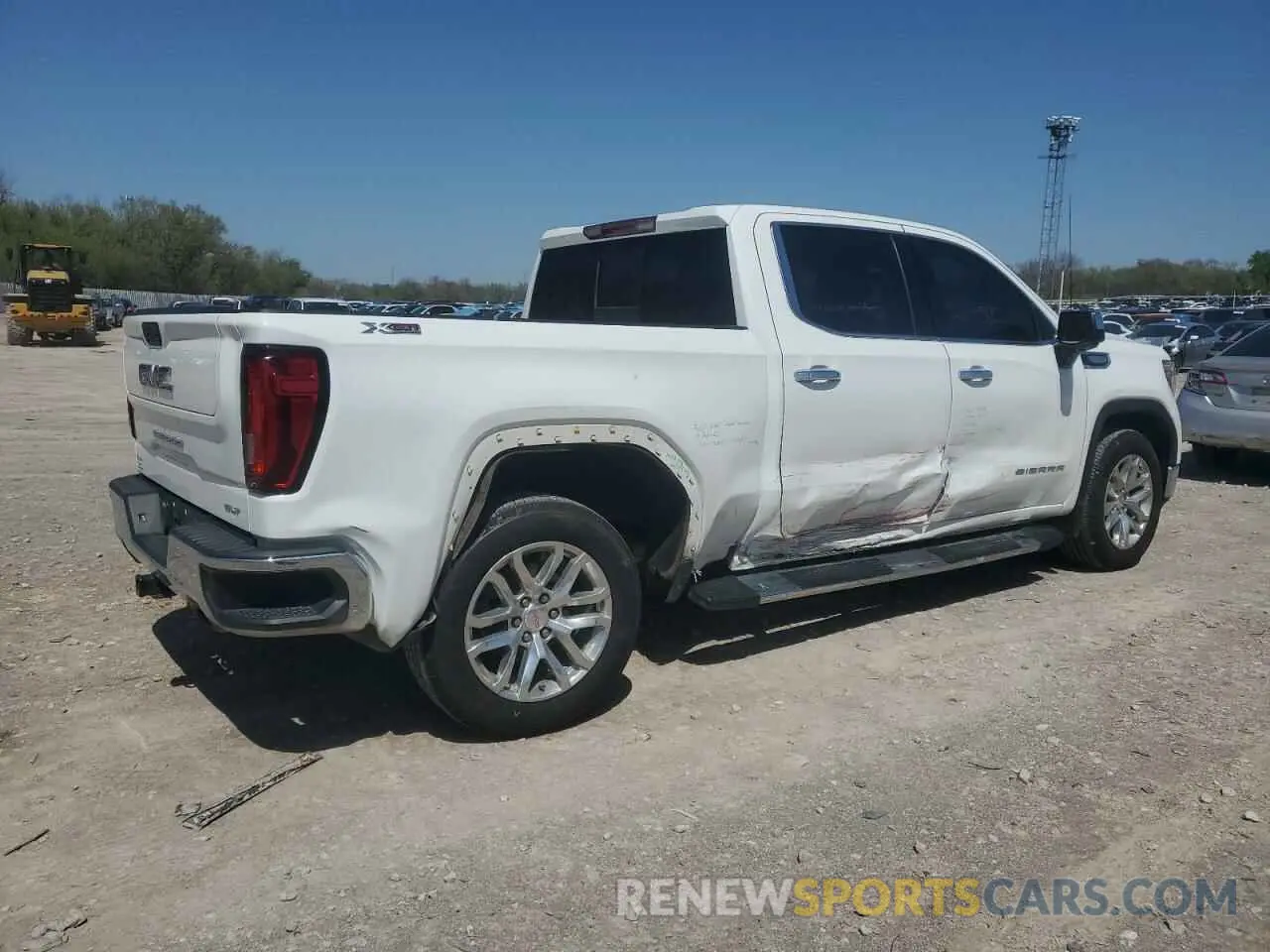 3 Photograph of a damaged car 3GTU9DED9MG327511 GMC SIERRA 2021