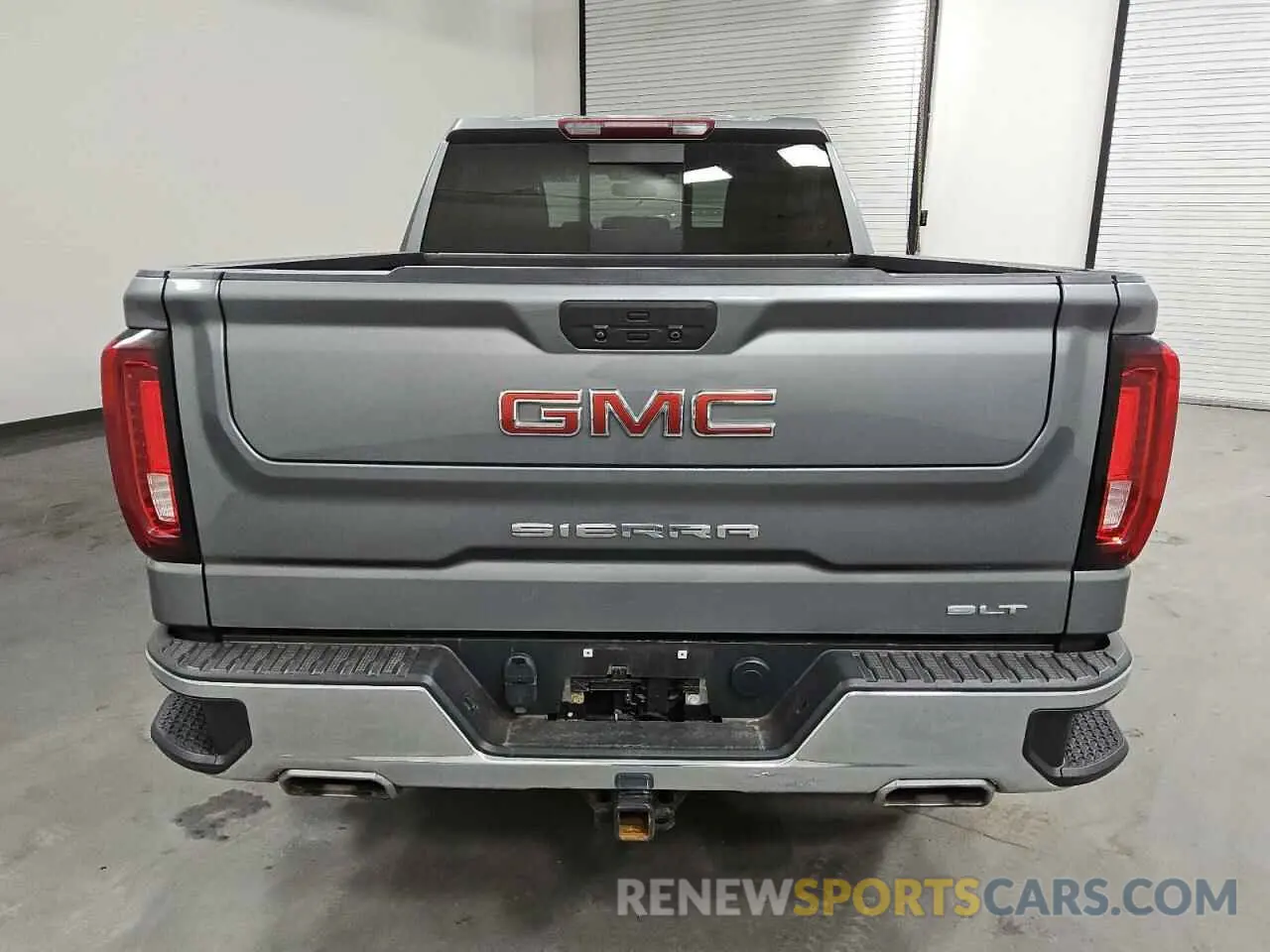 6 Photograph of a damaged car 3GTU9DEL6MG365558 GMC SIERRA 2021