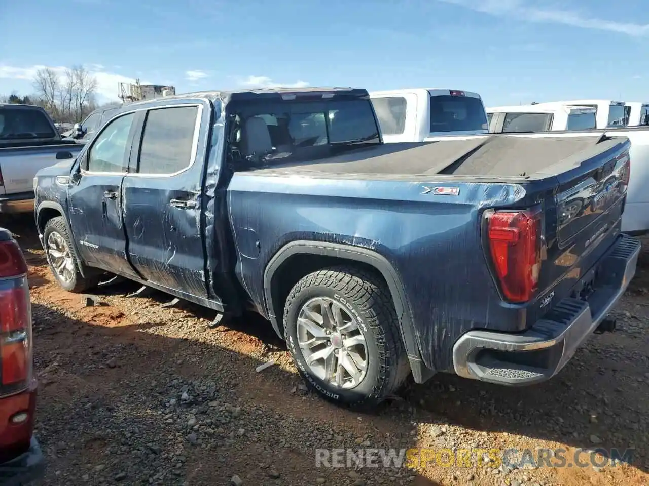 2 Photograph of a damaged car 3GTU9DET0MG369332 GMC SIERRA 2021