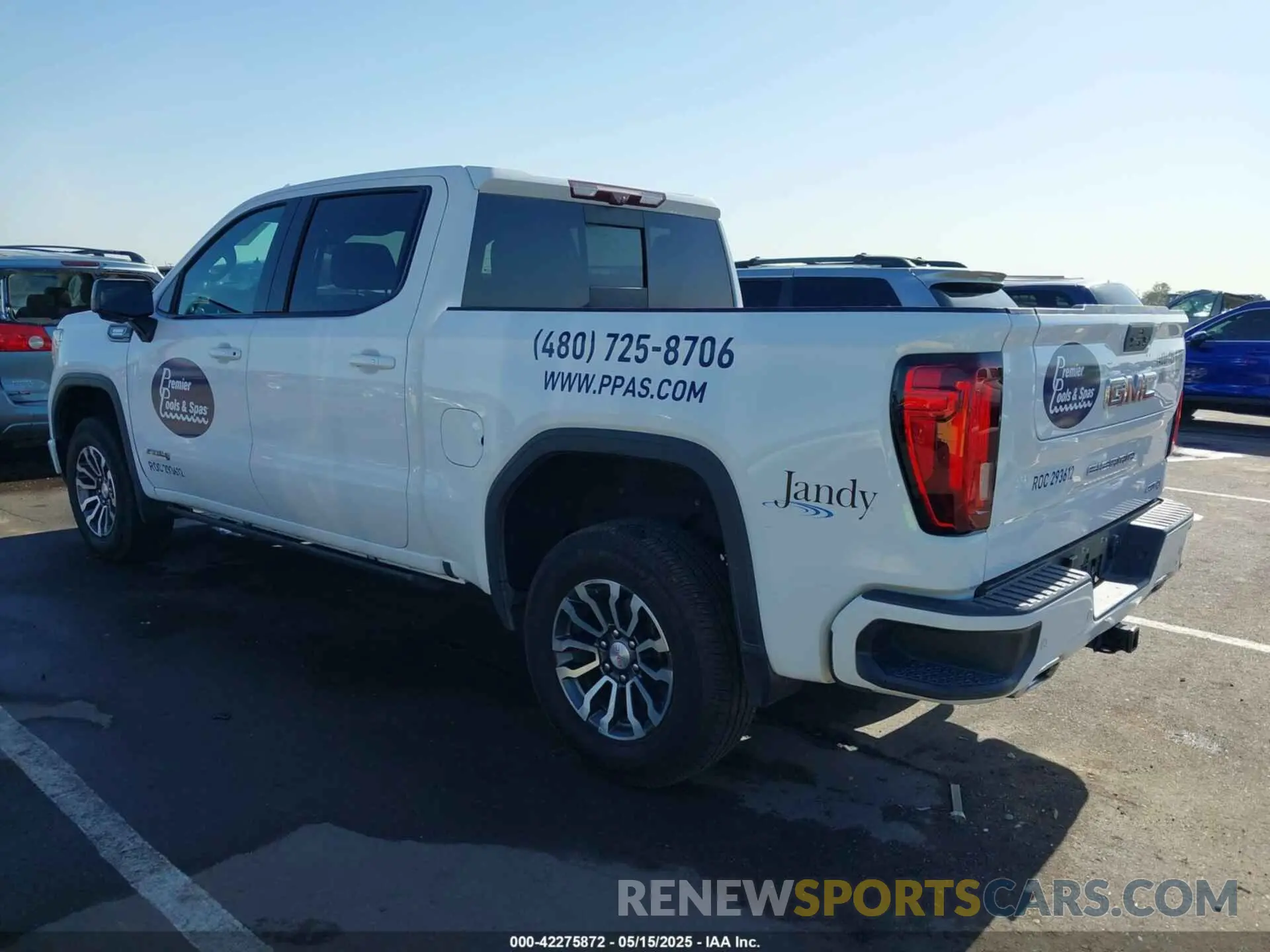 3 Photograph of a damaged car 3GTU9EET0MG321884 GMC SIERRA 2021