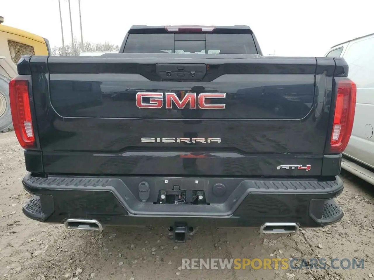 6 Photograph of a damaged car 3GTU9EET0MG383852 GMC SIERRA 2021