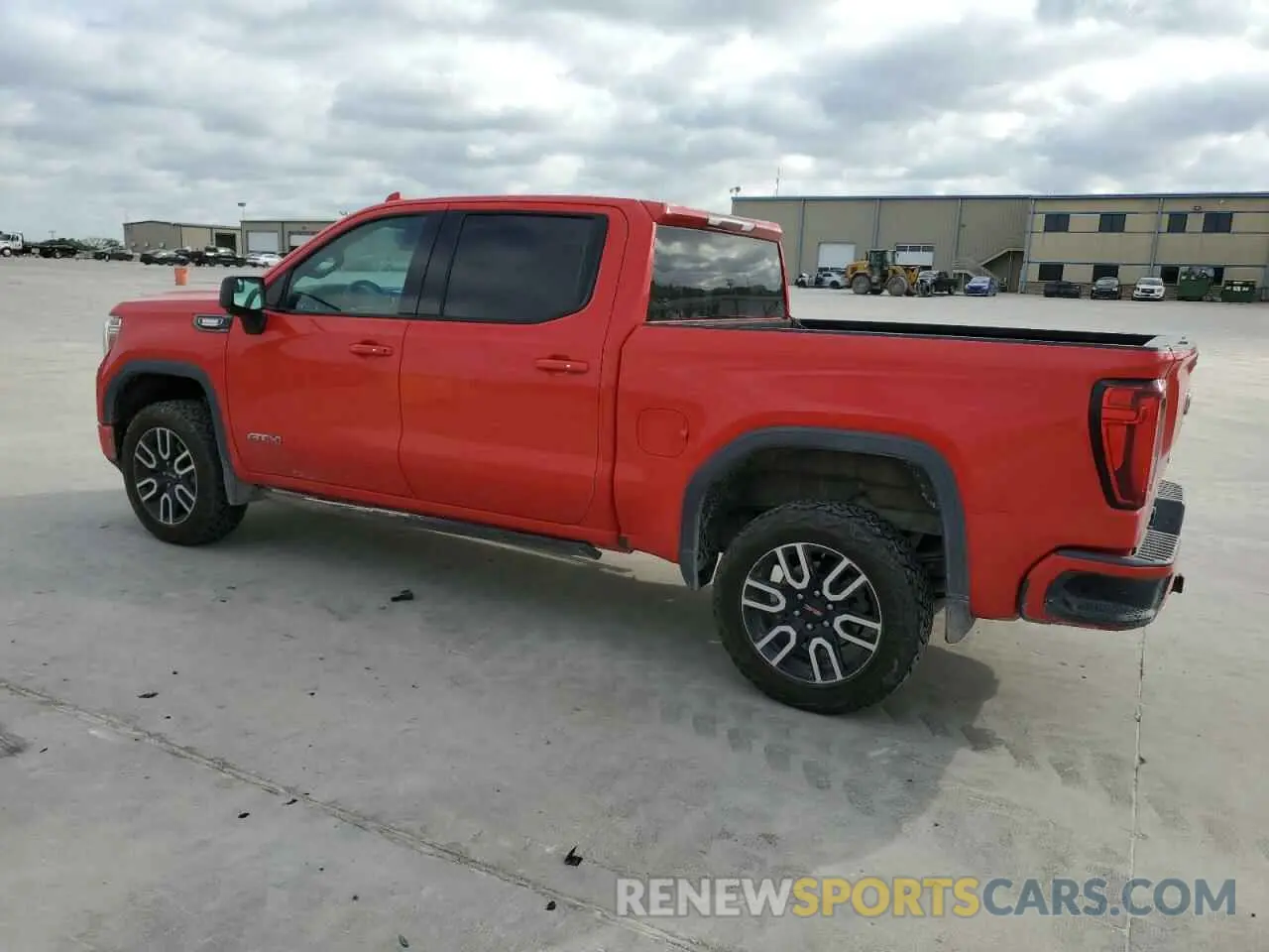 2 Photograph of a damaged car 3GTU9EET5MG430745 GMC SIERRA 2021