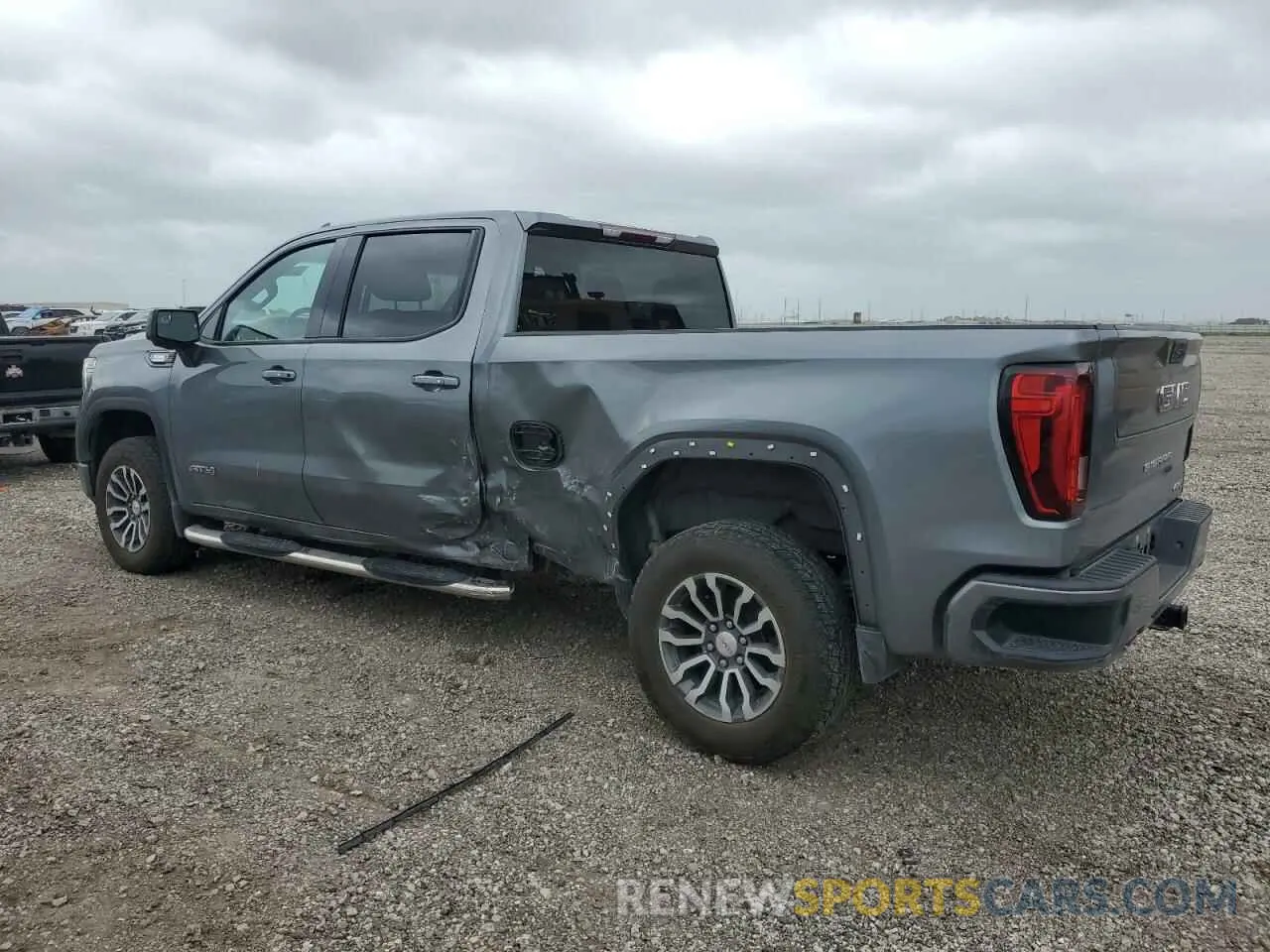 2 Photograph of a damaged car 3GTU9EET6MG461146 GMC SIERRA 2021