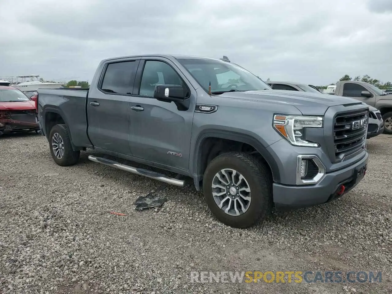4 Photograph of a damaged car 3GTU9EET6MG461146 GMC SIERRA 2021
