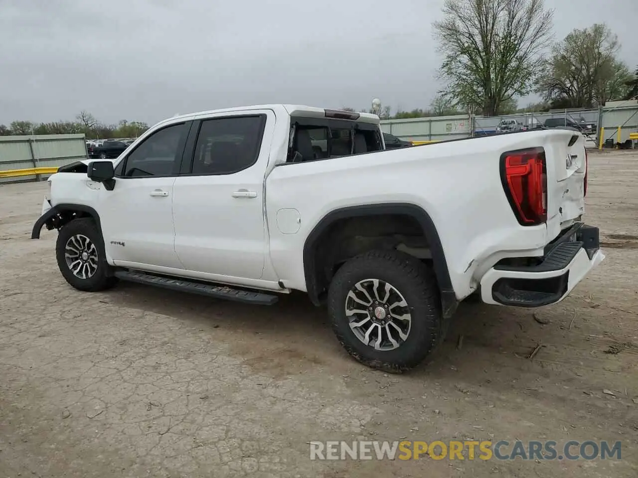 2 Photograph of a damaged car 3GTU9EETXMG258809 GMC SIERRA 2021