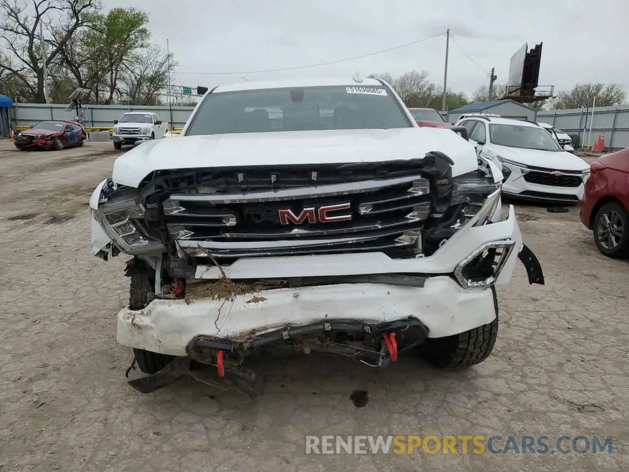 5 Photograph of a damaged car 3GTU9EETXMG258809 GMC SIERRA 2021