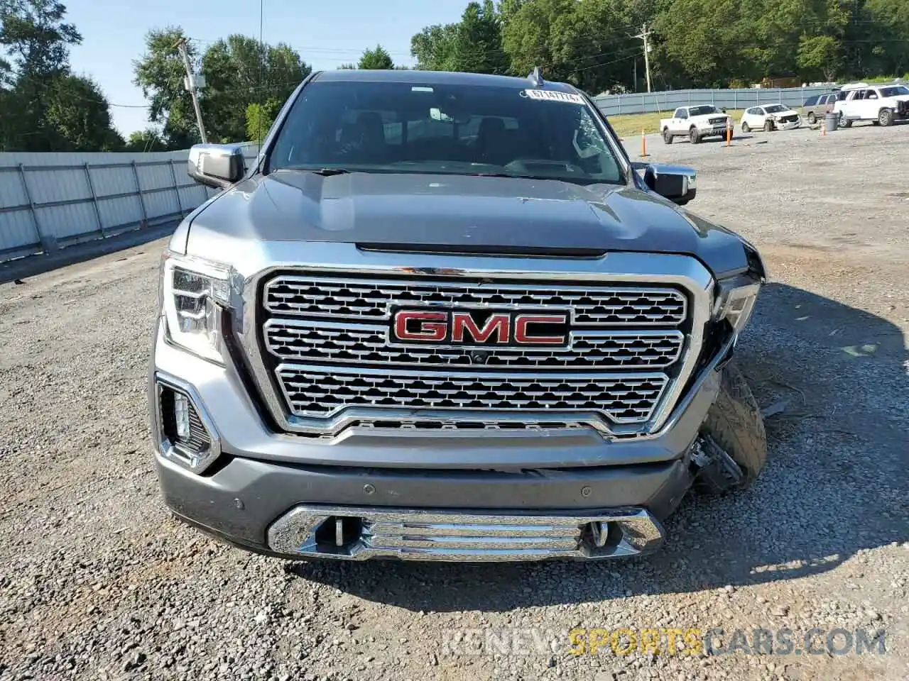 5 Photograph of a damaged car 3GTU9FED0MG153999 GMC SIERRA 2021