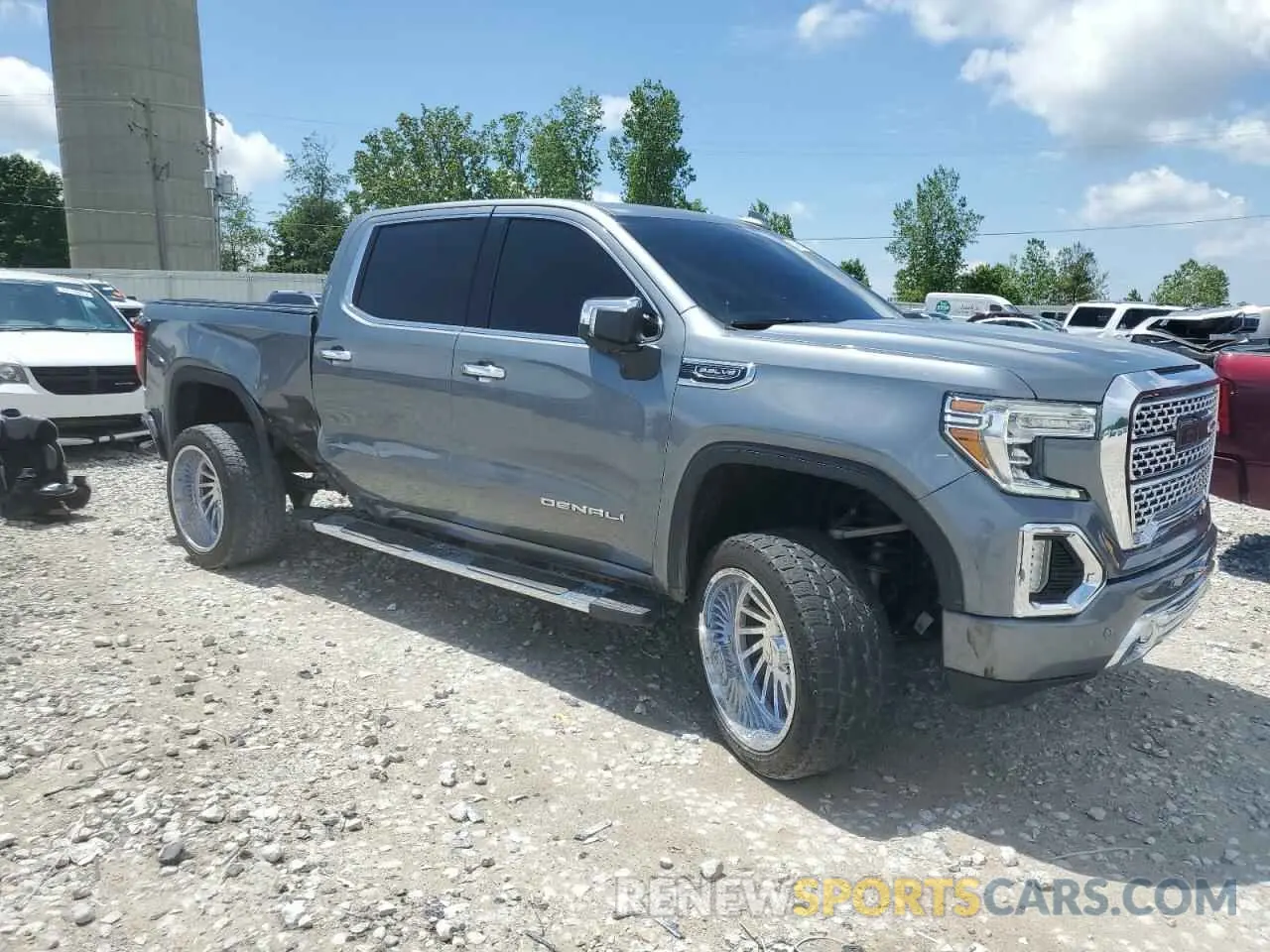 4 Photograph of a damaged car 3GTU9FED3MG293142 GMC SIERRA 2021