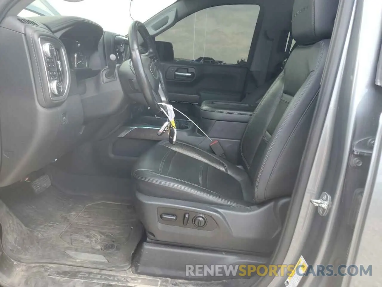 7 Photograph of a damaged car 3GTU9FED3MG293142 GMC SIERRA 2021