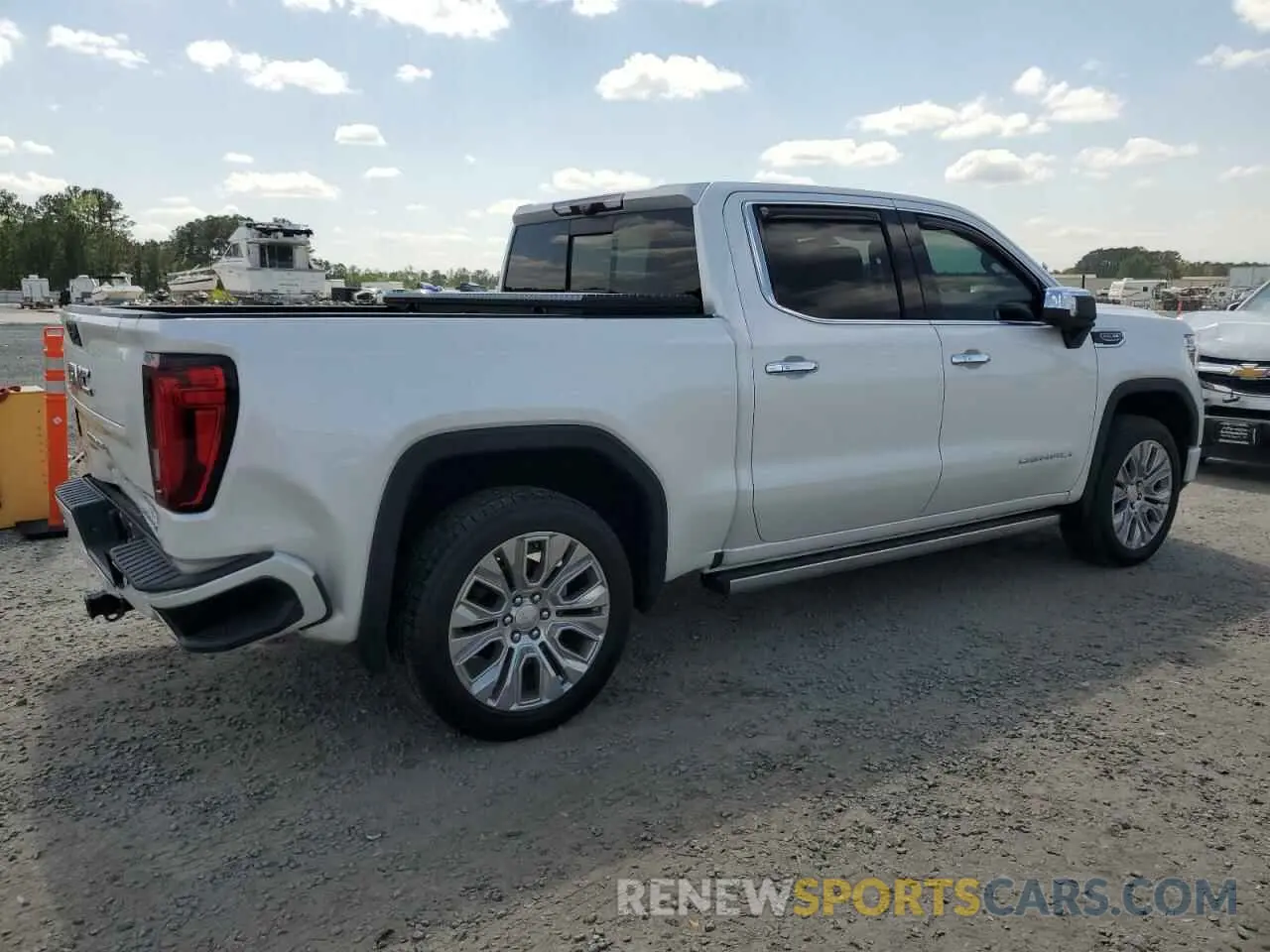 3 Photograph of a damaged car 3GTU9FEL0MG331160 GMC SIERRA 2021