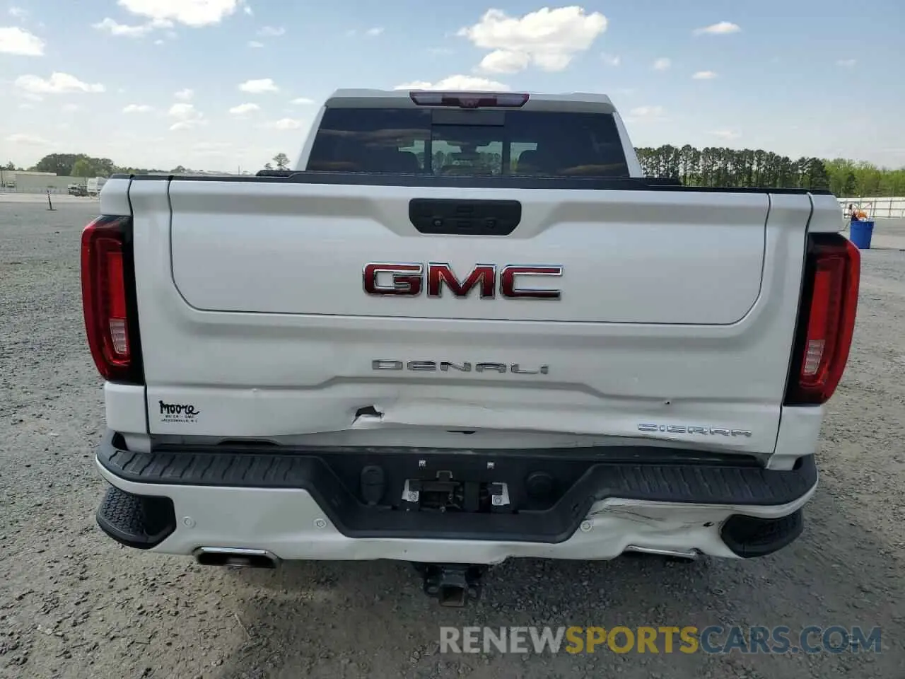 6 Photograph of a damaged car 3GTU9FEL0MG331160 GMC SIERRA 2021