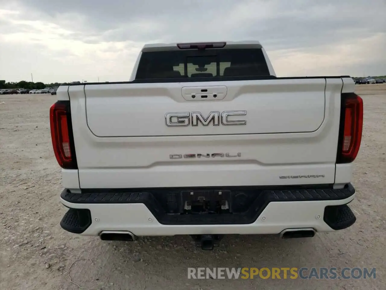 6 Photograph of a damaged car 3GTU9FEL2MG140341 GMC SIERRA 2021