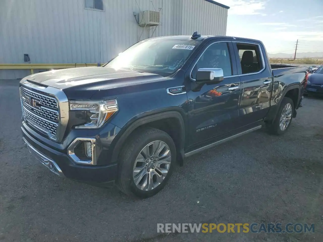 1 Photograph of a damaged car 3GTU9FEL4MG129826 GMC SIERRA 2021