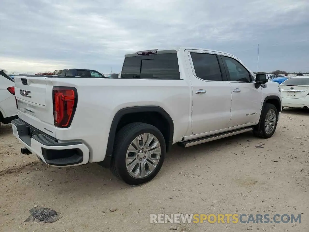 3 Photograph of a damaged car 3GTU9FEL4MG279869 GMC SIERRA 2021