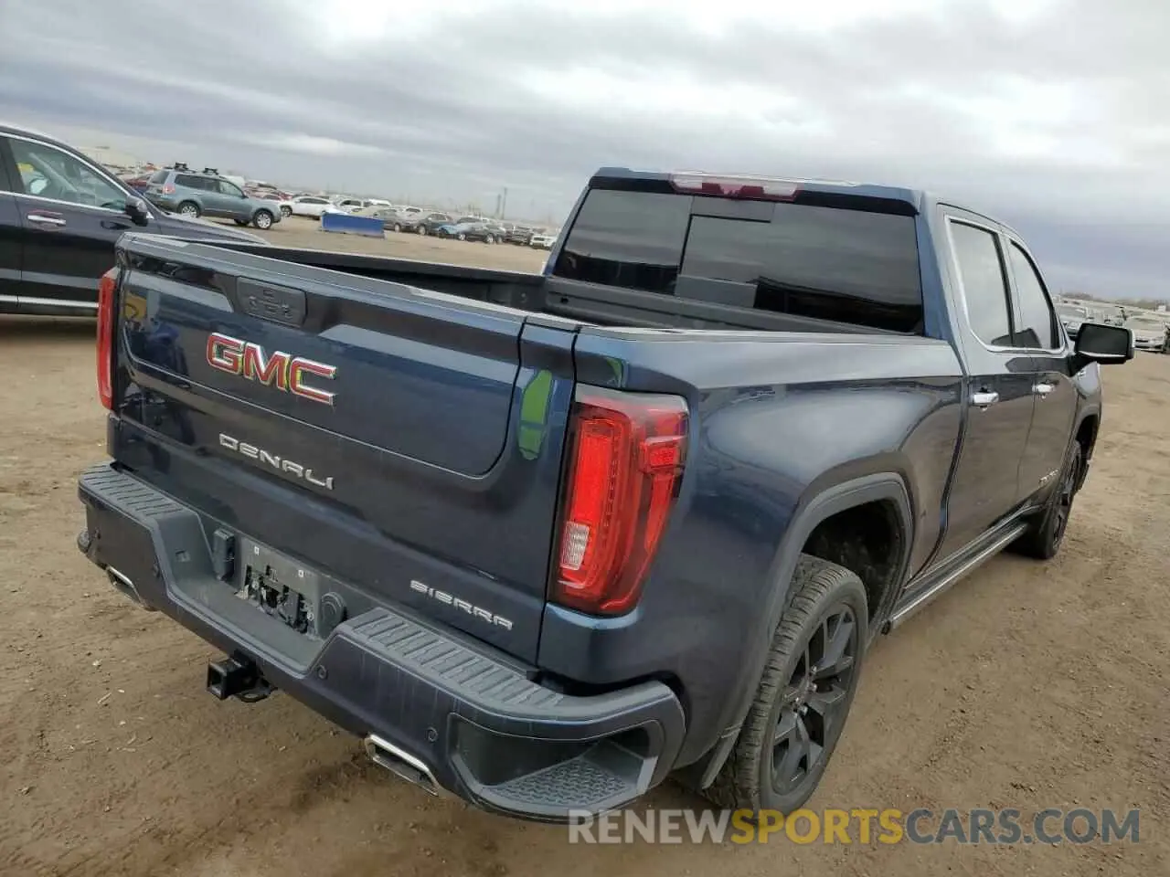 3 Photograph of a damaged car 3GTU9FEL5MG127017 GMC SIERRA 2021