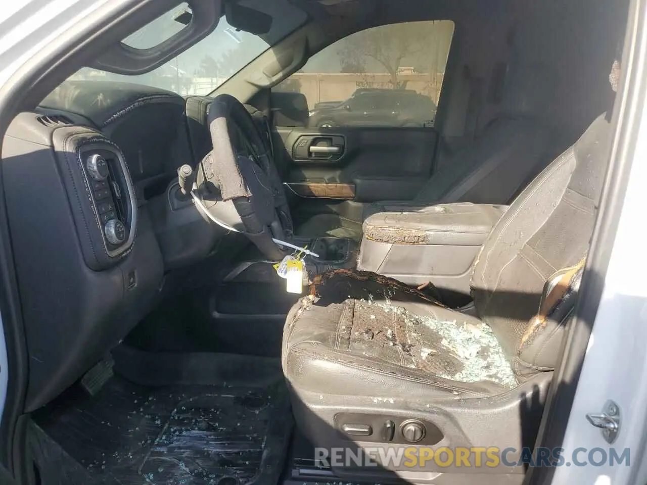 7 Photograph of a damaged car 3GTU9FEL5MG284787 GMC SIERRA 2021