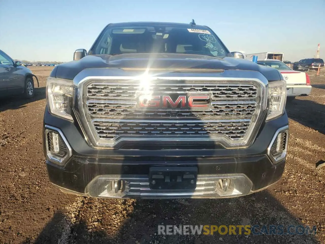 5 Photograph of a damaged car 3GTU9FEL5MG304813 GMC SIERRA 2021