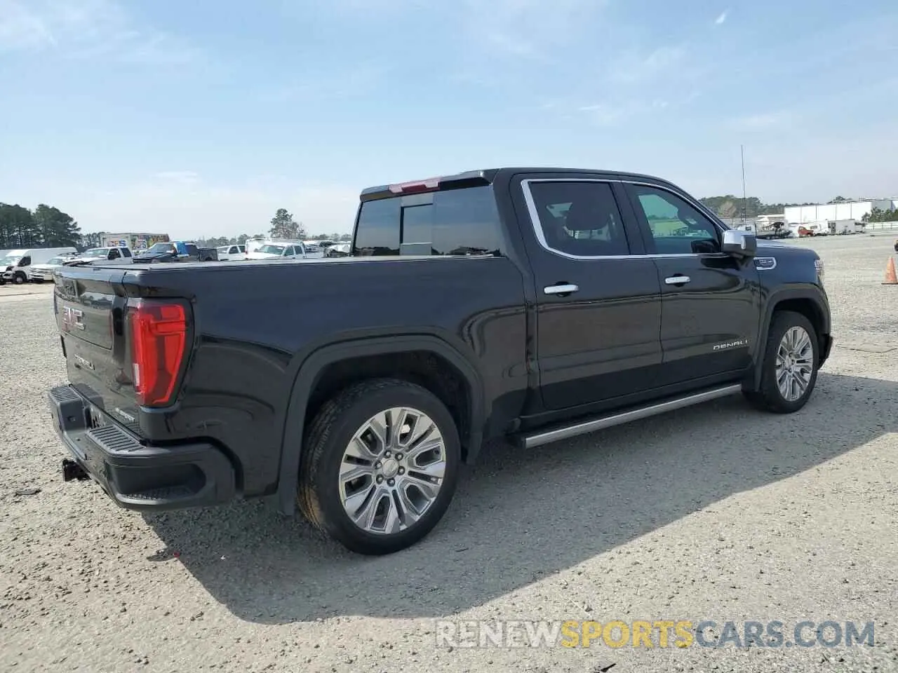 3 Photograph of a damaged car 3GTU9FEL8MG447982 GMC SIERRA 2021