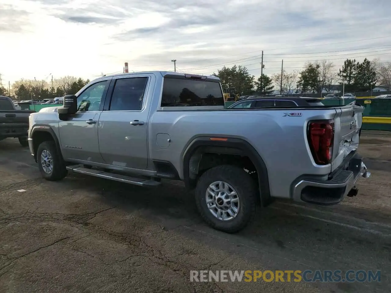 2 Photograph of a damaged car 1GT19ME74NF256346 GMC SIERRA 2022