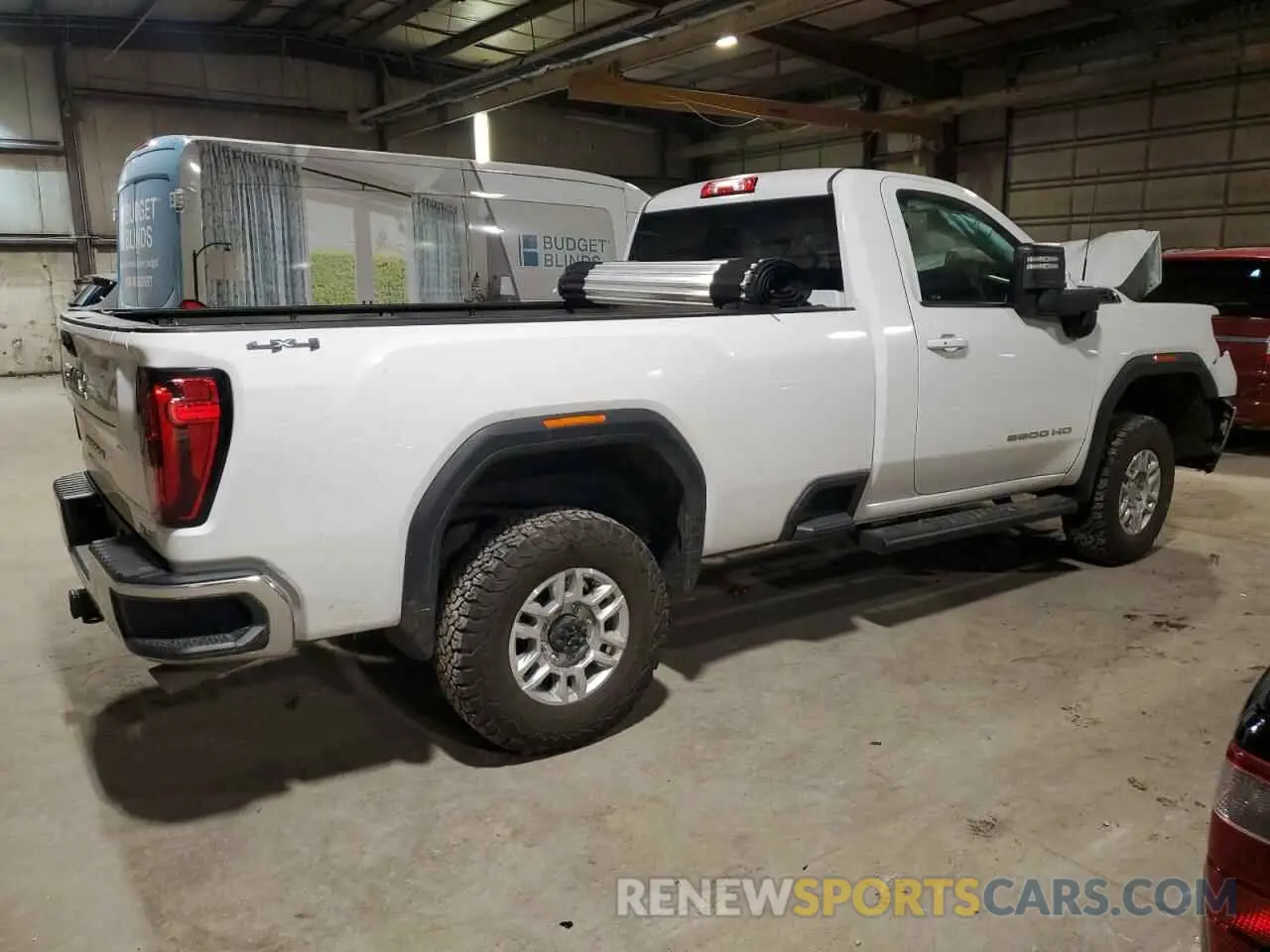 3 Photograph of a damaged car 1GT39ME78NF102098 GMC SIERRA 2022