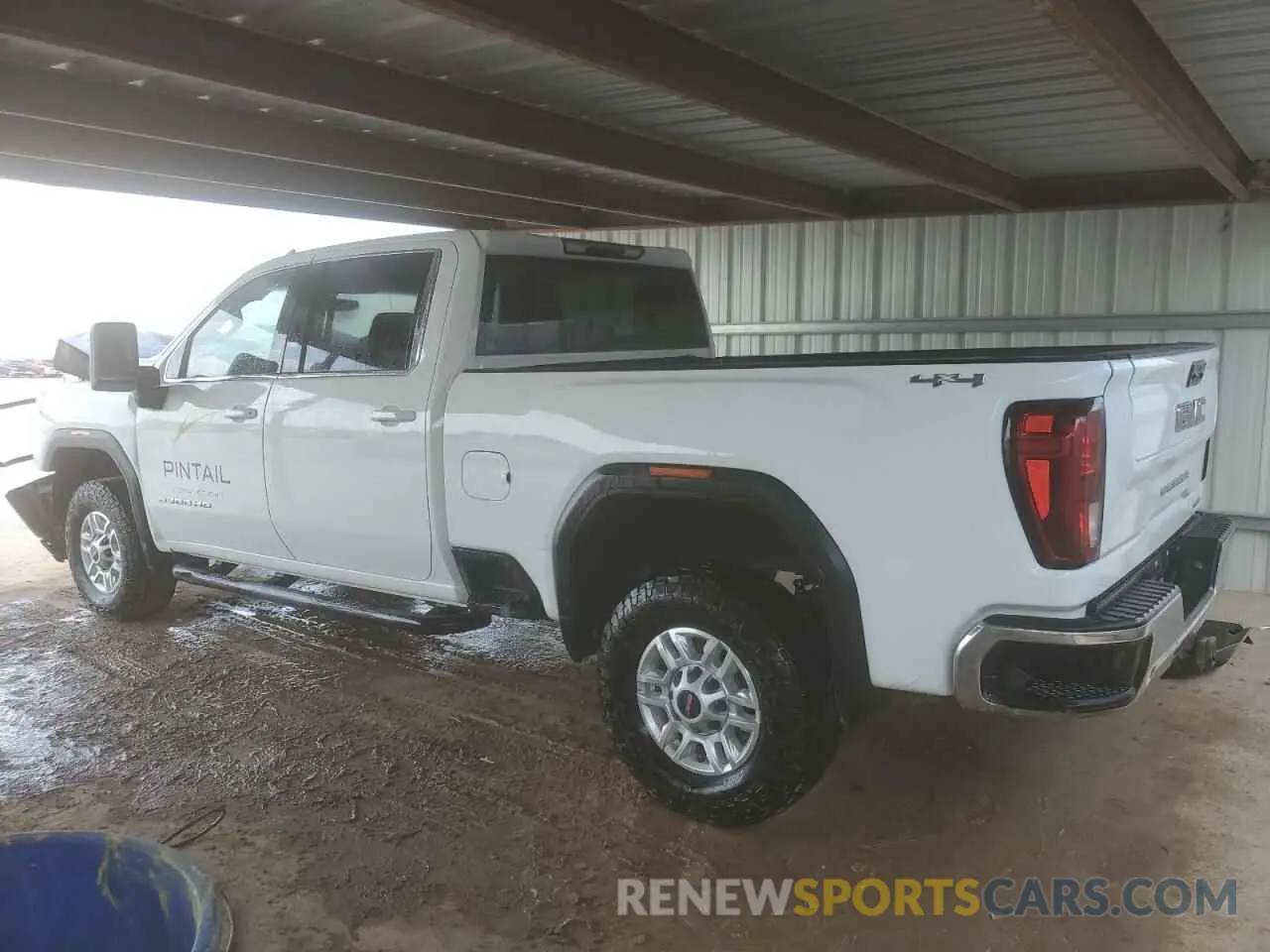 2 Photograph of a damaged car 1GT49ME76NF193120 GMC SIERRA 2022