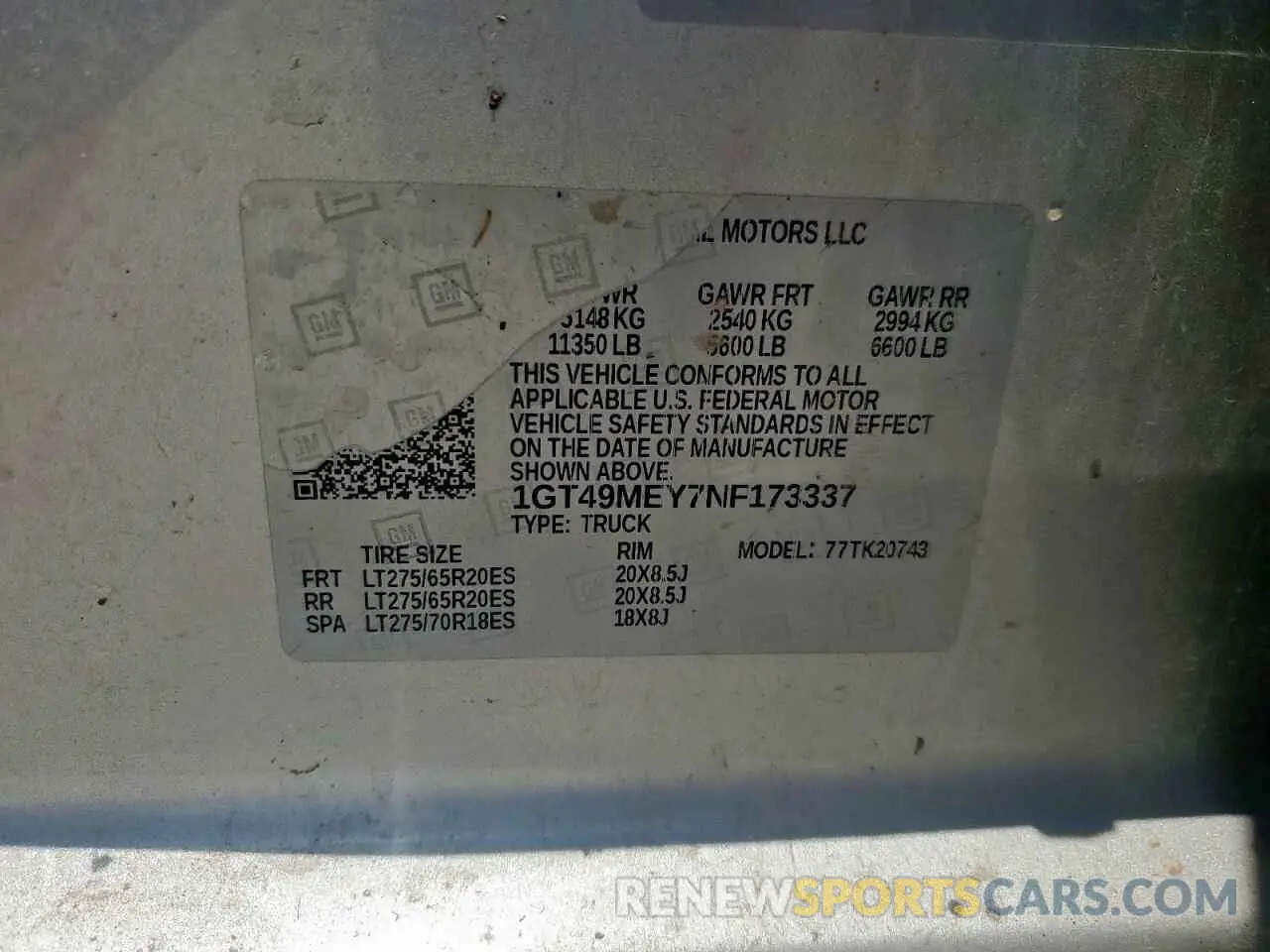 12 Photograph of a damaged car 1GT49MEY7NF173337 GMC SIERRA 2022