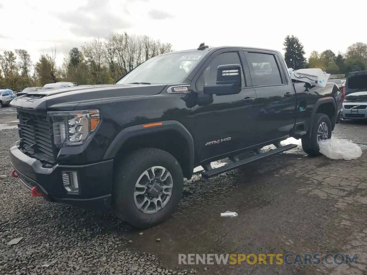 1 Photograph of a damaged car 1GT49PEY6NF111686 GMC SIERRA 2022