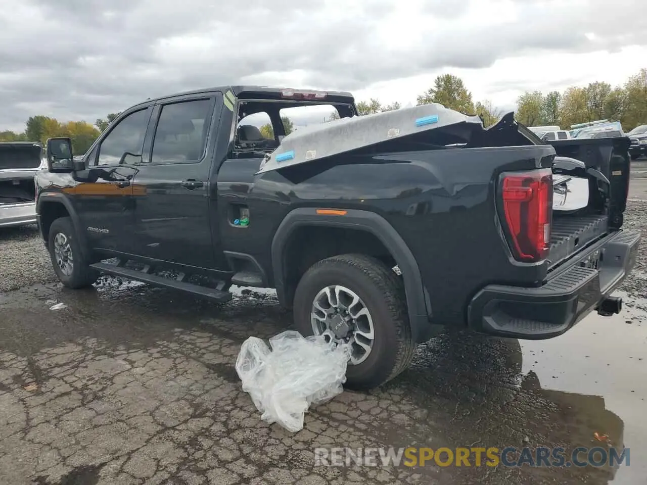 2 Photograph of a damaged car 1GT49PEY6NF111686 GMC SIERRA 2022