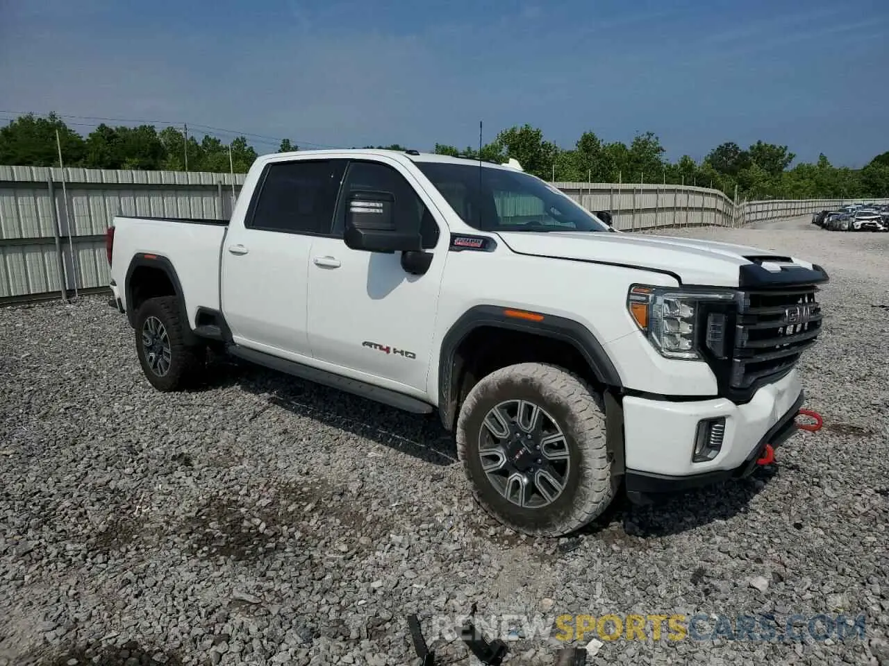 4 Photograph of a damaged car 1GT49PEY8NF106473 GMC SIERRA 2022