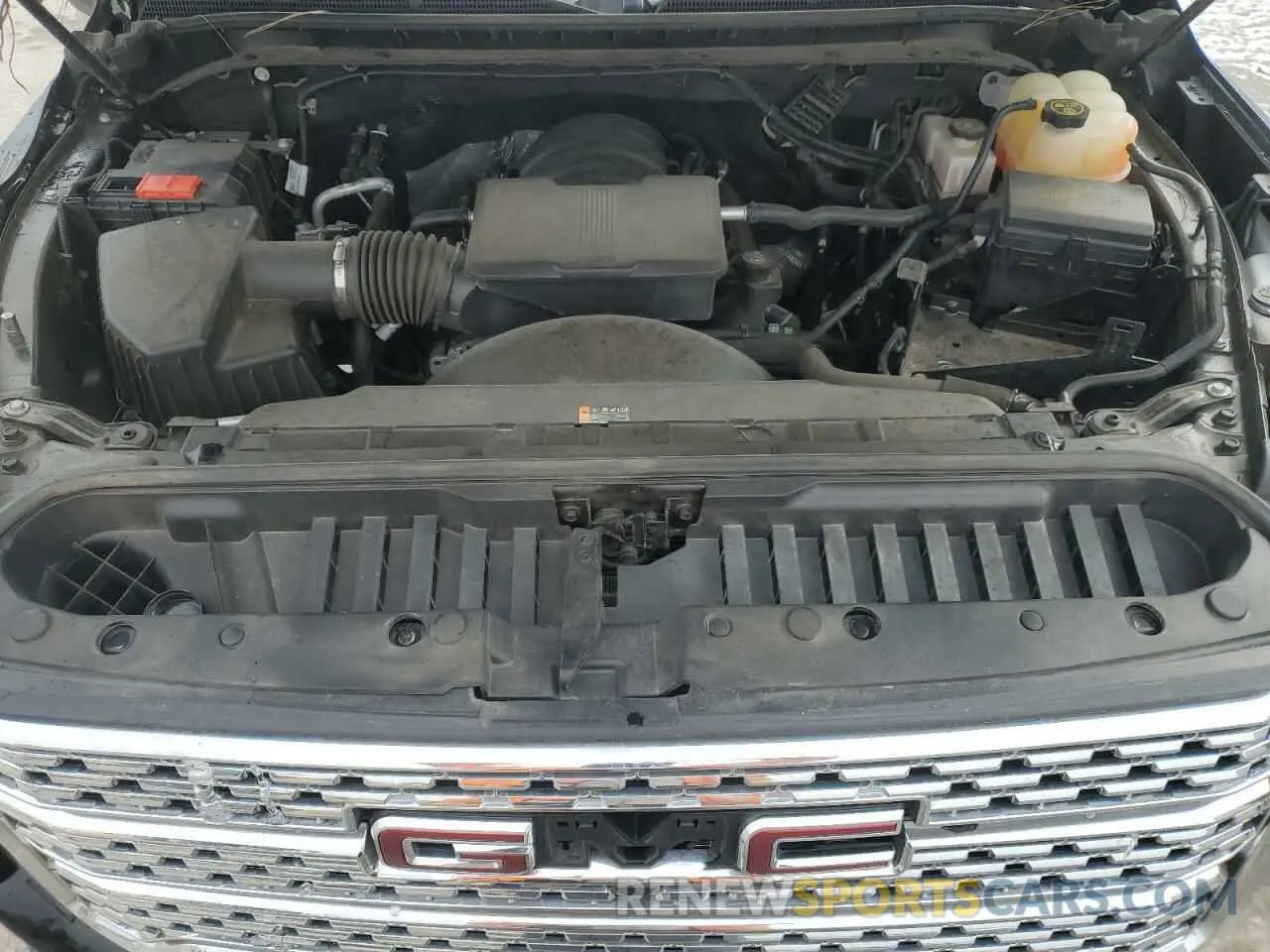 11 Photograph of a damaged car 1GT49RE70NF274028 GMC SIERRA 2022