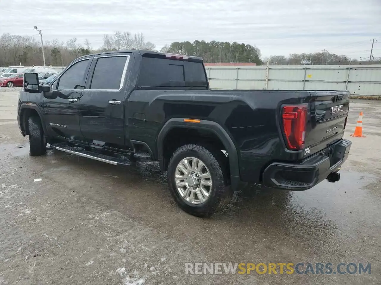 2 Photograph of a damaged car 1GT49RE70NF274028 GMC SIERRA 2022