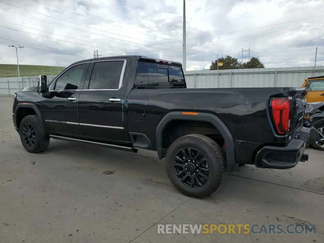 2 Photograph of a damaged car 1GT49REY0NF122680 GMC SIERRA 2022
