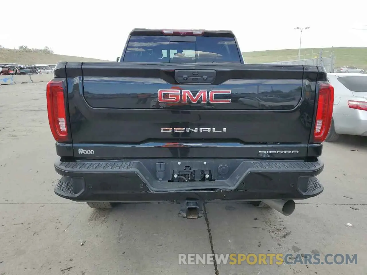 6 Photograph of a damaged car 1GT49REY0NF122680 GMC SIERRA 2022