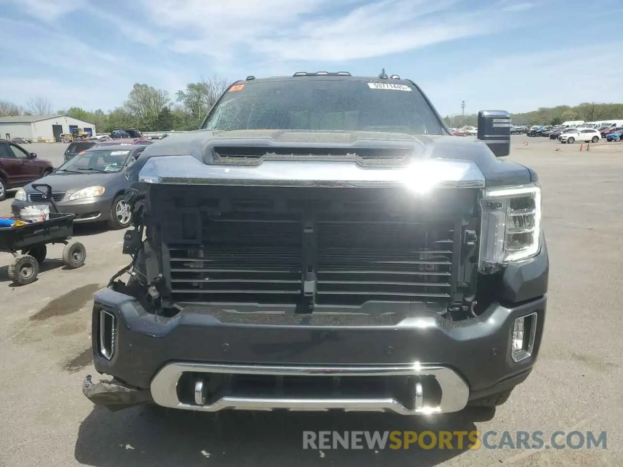 5 Photograph of a damaged car 1GT49REY0NF180840 GMC SIERRA 2022