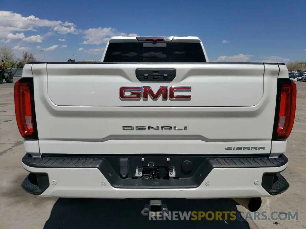 6 Photograph of a damaged car 1GT49REY4NF206467 GMC SIERRA 2022