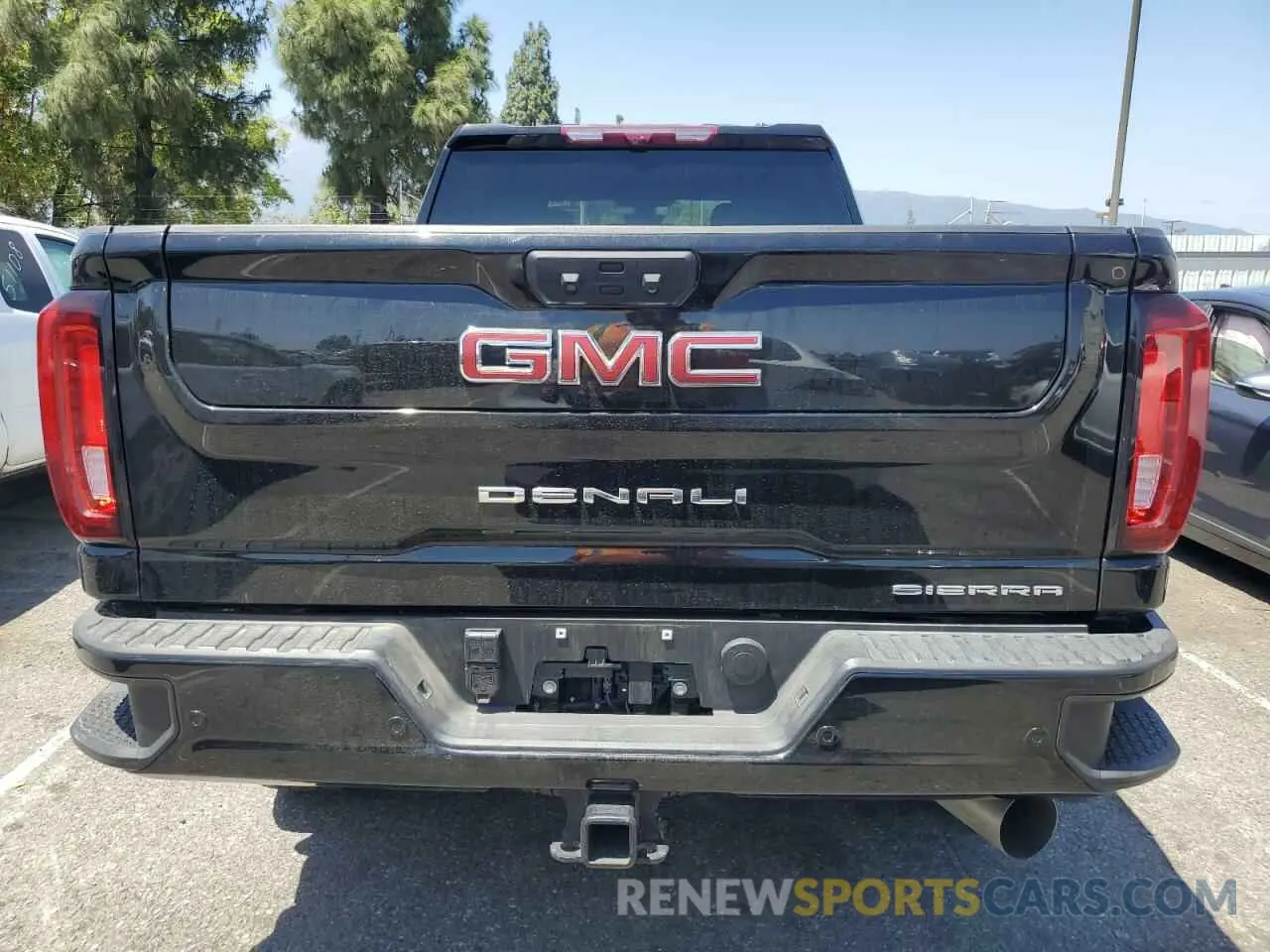 6 Photograph of a damaged car 1GT49REY7NF186814 GMC SIERRA 2022