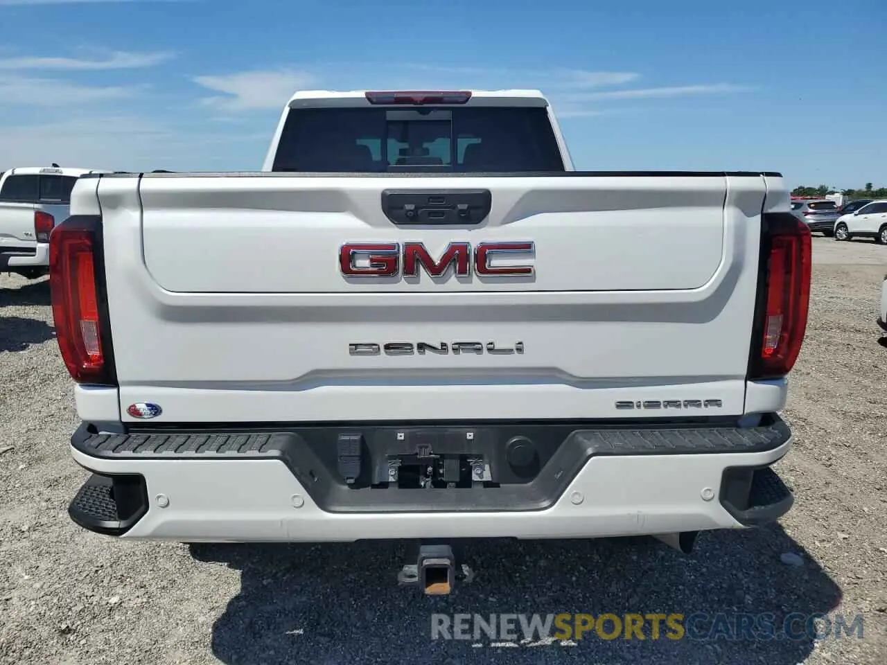 6 Photograph of a damaged car 1GT49REY8NF297548 GMC SIERRA 2022