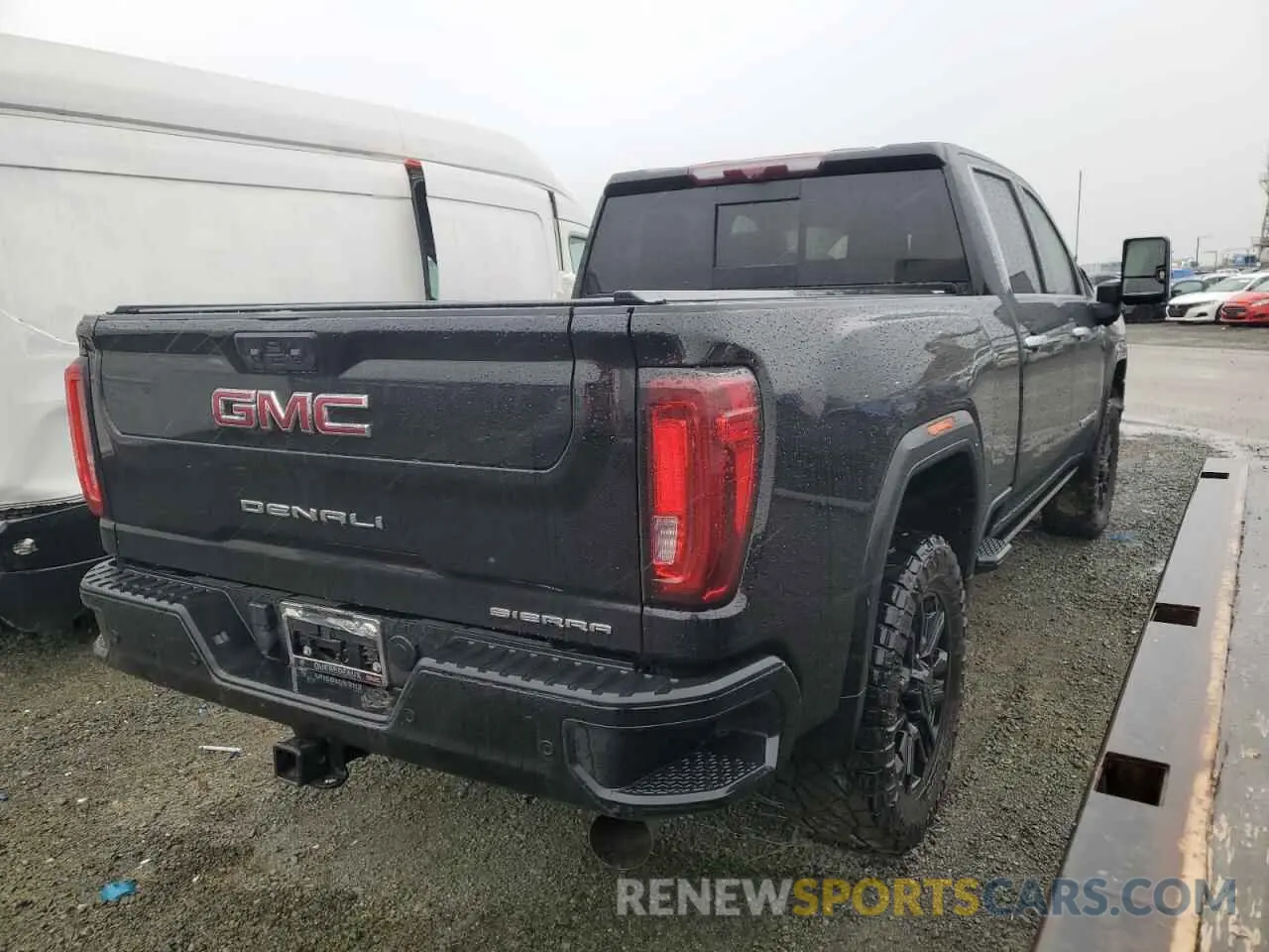 3 Photograph of a damaged car 1GT49REY9NF329116 GMC SIERRA 2022