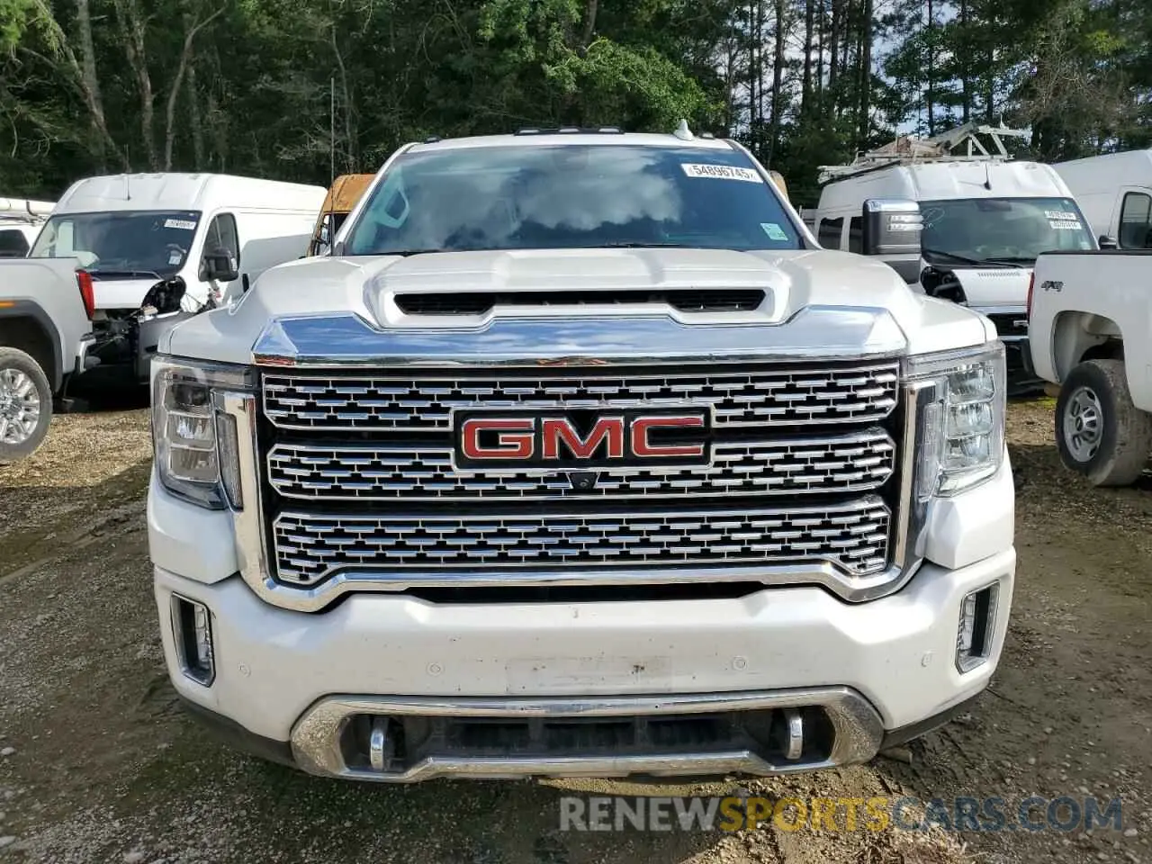 5 Photograph of a damaged car 1GT49WEY0NF312624 GMC SIERRA 2022