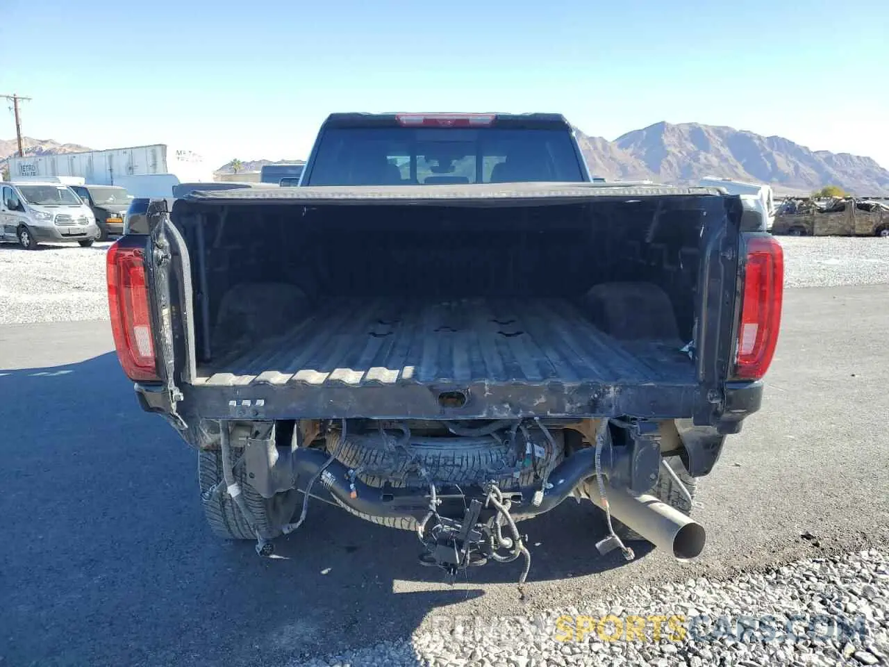 6 Photograph of a damaged car 1GT49WEY1NF120211 GMC SIERRA 2022