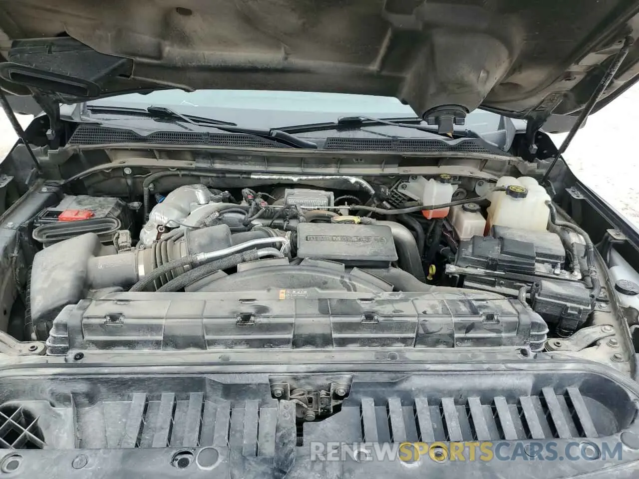 11 Photograph of a damaged car 1GT49WEY6NF239436 GMC SIERRA 2022