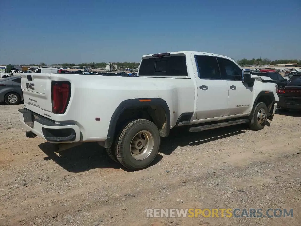 3 Photograph of a damaged car 1GT49WEY7NF148093 GMC SIERRA 2022