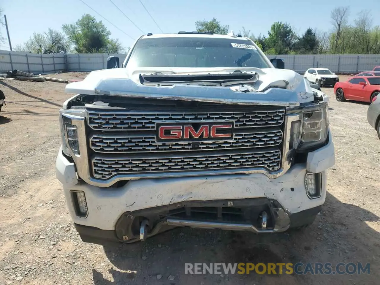 5 Photograph of a damaged car 1GT49WEY7NF148093 GMC SIERRA 2022