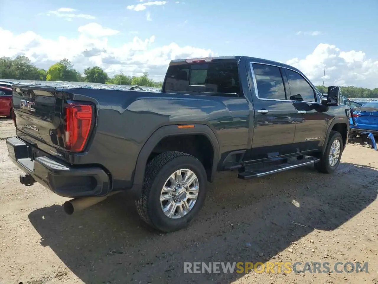 3 Photograph of a damaged car 1GT49WEY9NF265772 GMC SIERRA 2022