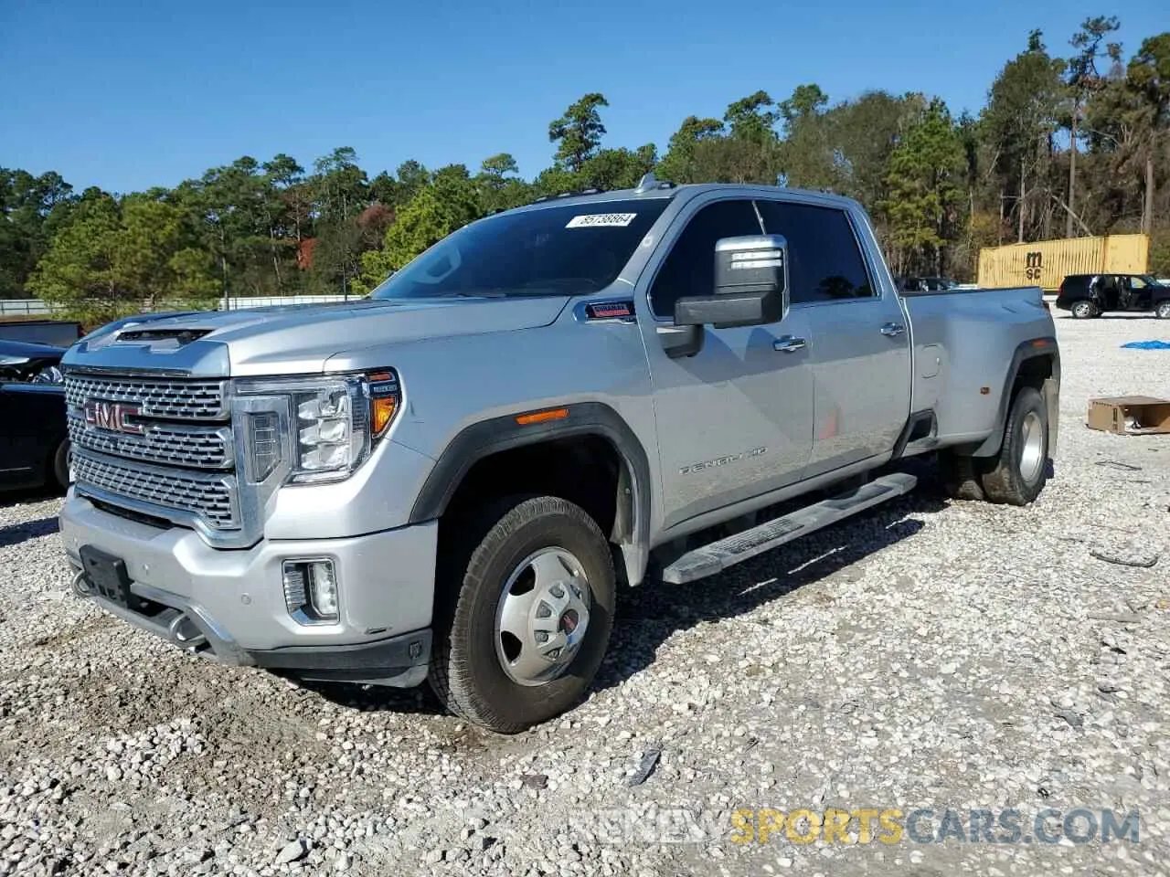 1 Photograph of a damaged car 1GT49WEY9NF344911 GMC SIERRA 2022