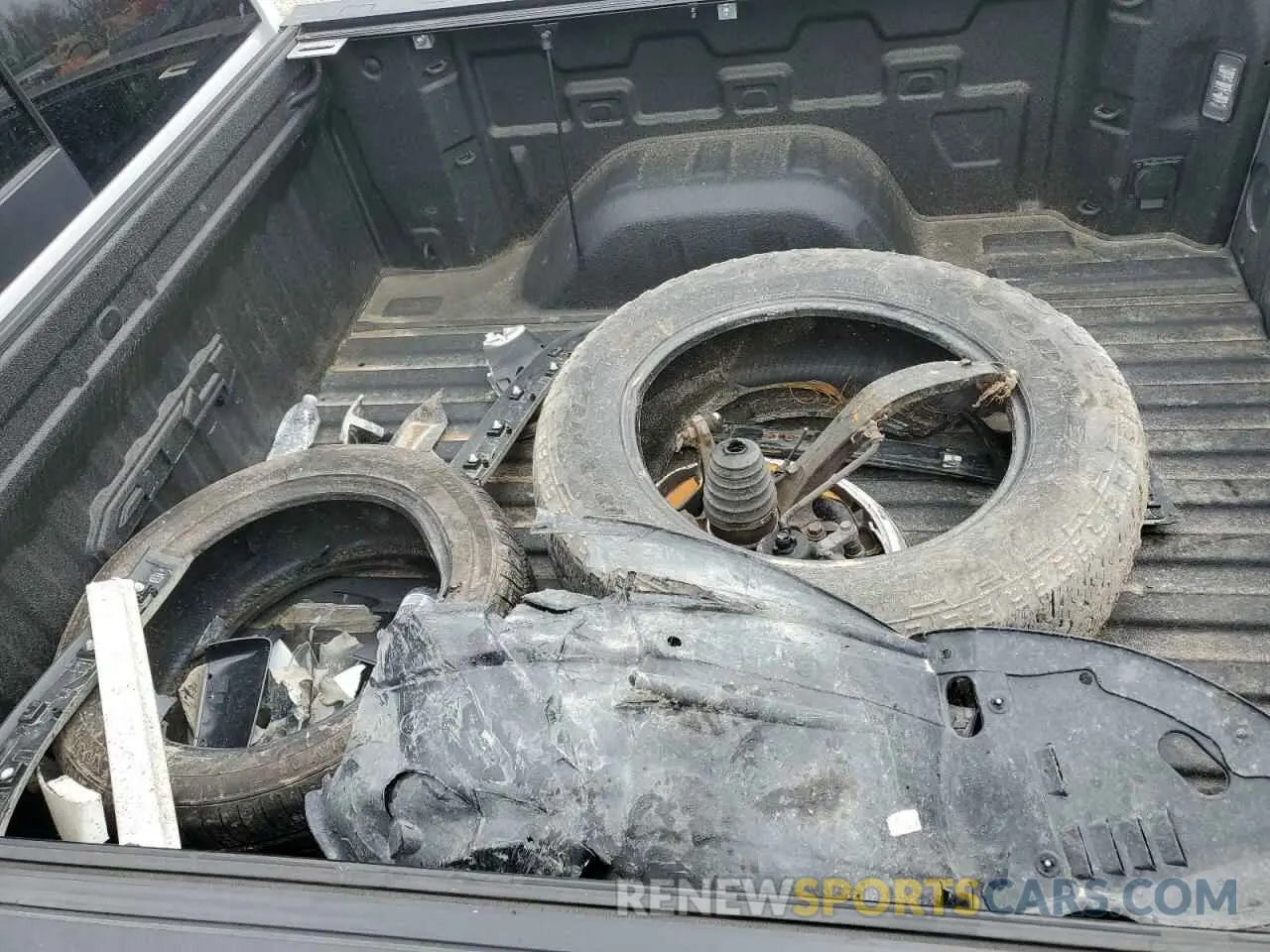 12 Photograph of a damaged car 1GTP9EEL0NZ144784 GMC SIERRA 2022
