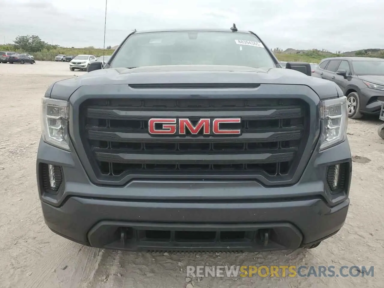 5 Photograph of a damaged car 1GTP9GEK2NZ179930 GMC SIERRA 2022