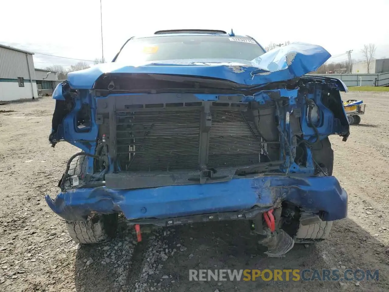 5 Photograph of a damaged car 1GTPUEEL2NZ599764 GMC SIERRA 2022