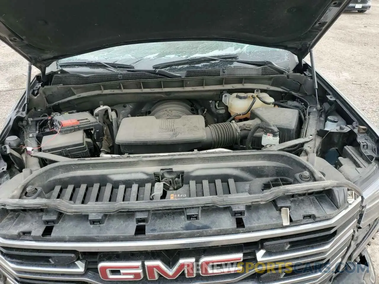 11 Photograph of a damaged car 1GTPUEEL4NZ534169 GMC SIERRA 2022