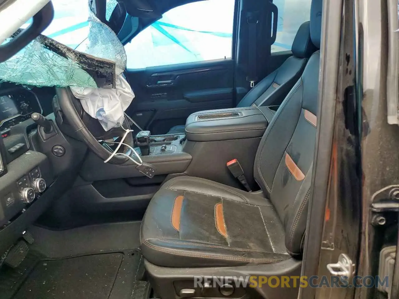 7 Photograph of a damaged car 1GTPUEEL4NZ534169 GMC SIERRA 2022